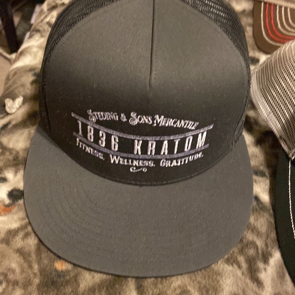 Hat Assortment - Picture 7 of 8